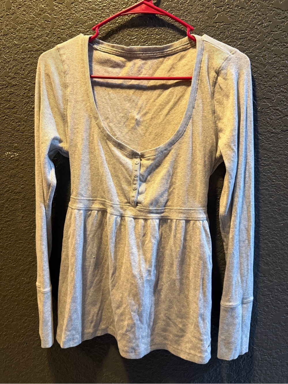Hollister Light Gray Long-Sleeve Scoop Henley Baby Doll Top